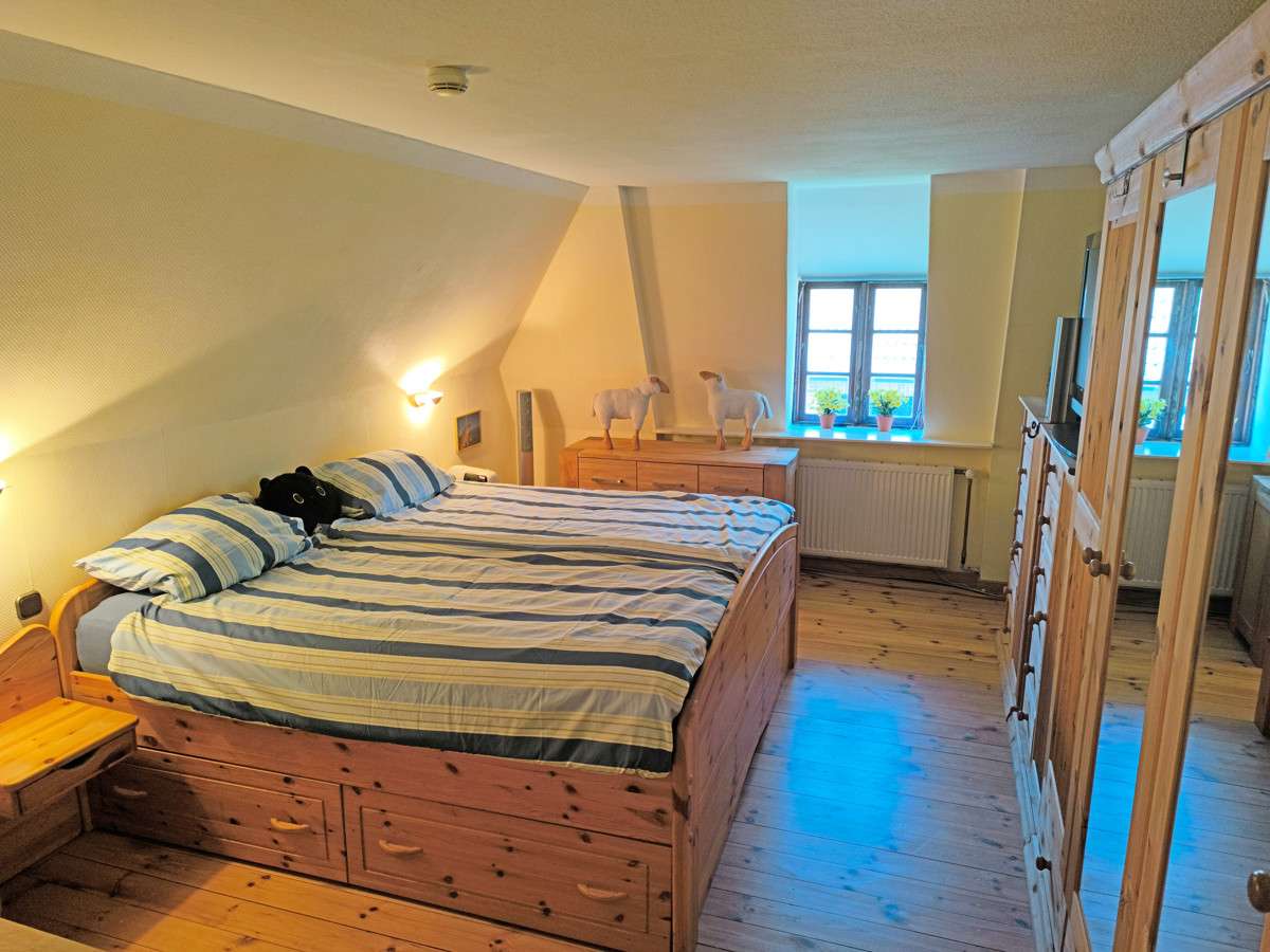 Immobilie in Risum-Lindholm - Traumhafte Friesenkate mit liebevoll angelegtem Garten - Bild 8