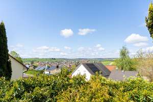 Wohnen im Grünen: Bezugsfreies Haus mit Garten in Esselbach! – Die vollständige Adresse der Immobilie erhältst du vom Anbieter., 97839 Esselbach – Vorschaubild 14