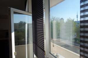 Helle teilmöblierte 2-Zi.-Whg. mit Westbalkon in BMW-Nähe, neuwertige EBK, provisionsfrei. – Schleissheimerstrasse 303, 80809 Am Riesenfeld, München – Vorschaubild 14