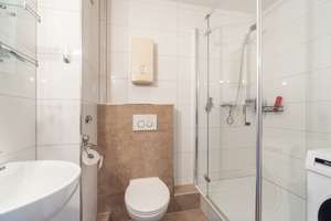 Gemütliche 2 Zimmer-Wohnung (abgewandt der Straße!) mit großem Balkon! – Die vollständige Adresse der Immobilie erhältst du vom Anbieter., 40229 Eller, Düsseldorf – Vorschaubild 9