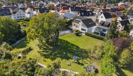 Bild von Viel Raum zum Leben - Großzügiges Anwesen mit parkähnlichem Garten