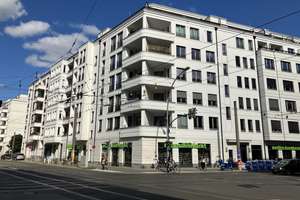 Wunderschöne Dachgeschoss-Neubau-Wohnung mit 2 großen Dachterrassen – Boxhagener Straße 81B, 10245 Friedrichshain, Berlin – Vorschaubild 5