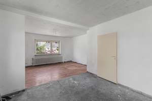 Naturnahes Zuhause mit großem Garten und Raum für Ihre Ideen – Die vollständige Adresse der Immobilie erhältst du vom Anbieter., 24145 Gaarden-Süd und Kronsburg, Kiel – Vorschaubild 2