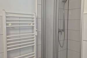 Sehr gepflegte Studentenwohnung mit Küche in unmittelbarer Uninähe – Christophstraße 72, 40225 Bilk, Düsseldorf – Vorschaubild 2