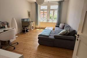 Charmante 2-Zimmer-Altbauwohnung mit Blick ins Grüne im Herzen von Heidelberg-Bergheim – Bergheimer Str. 84, 69115 Bergheim, Heidelberg – Vorschaubild 2