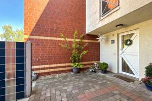 Charaktervolles Haus mit Teilkeller, Spitzboden und geschütztem Außenbereich! – Die vollständige Adresse der Immobilie erhältst du vom Anbieter., 30659 Bothfeld, Hannover – Vorschaubild 8