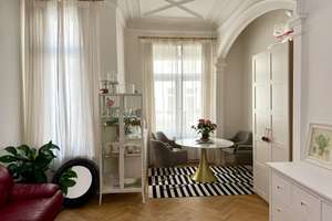 2BR IDesign in Historic Ambience I RMCC I City – Adolfstraße 7, 65185 Mitte, Wiesbaden – Vorschaubild 3