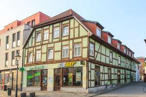 Offene Wohnküche, überdachte Terrasse - und das mitten in Burg! – Markt 27, 39288 Burg – Vorschaubild 11