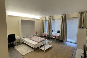 Schöne 2-Zimmer Wohnung (2 Balkone) - Düsseldorf Altstadt nähe Carlsplatz – Berger Str. 23, 40213 Altstadt, Düsseldorf – Vorschaubild 2