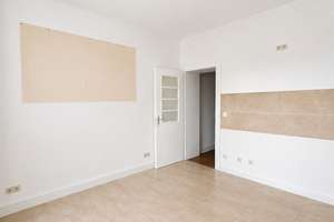 Charmante Altbauwohnung in Golzheim - nur 2 Minuten zum Rhein / Loggia – 40474 Golzheim, Düsseldorf – Vorschaubild 9