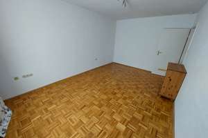 AC  Altstraße,  helle und ruhige Wohnung 2ZKB, Parkettböden, neuwertige moderne Einbauküche  – Altstraße 51, 52066 Trierer Straße, Aachen – Vorschaubild 2
