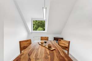 Modernes Wohnen: möblierte 2,5-Zimmer-Dachgeschosswohnung in Düsseldorf-Rath – Reichswaldallee 49, 40472 Rath, Düsseldorf – Vorschaubild 4