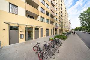 2 Zimmerwohnung mit WBS bis 160% ab sofort! – Dolgenseestr. 9e, 10319 Friedrichsfelde, Berlin – Vorschaubild 2