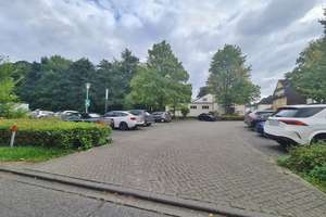 Helle 4-Zimmer-Wohnung mit Loggia im Hochhaus – gepflegte Lage in Leverkusen-Wiesdorf – Die vollständige Adresse der Immobilie erhältst du vom Anbieter., 51373 Wiesdorf, Leverkusen – Vorschaubild 16