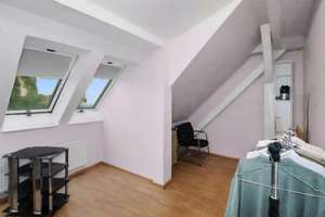 Bezugsfrei:  4-Zimmer Maisonette-Wohnung mit Balkon in Berlin-Tempelhof zu verkaufen – Die vollständige Adresse der Immobilie erhältst du vom Anbieter., 12103 Tempelhof, Berlin – Vorschaubild 8