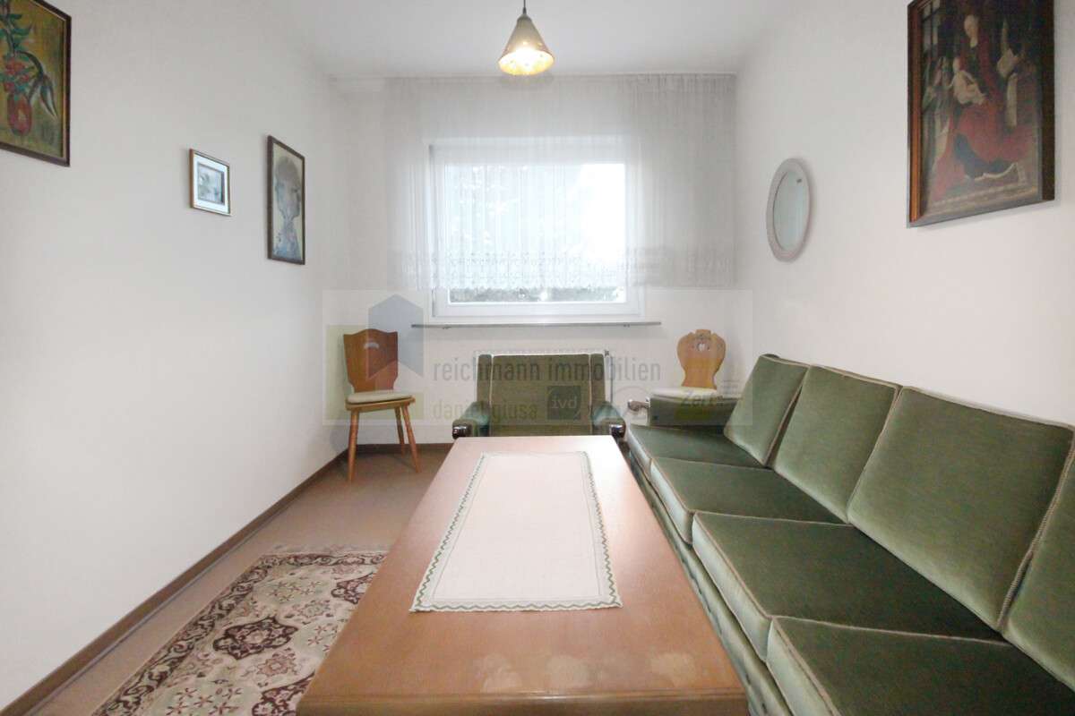 Immobilie in Bad Dürrheim - Familienfreundliches Einfamilienhaus mit Garten, Terrasse und Balkon in ruhiger Wohnlage zwischen Sa - Bild 5