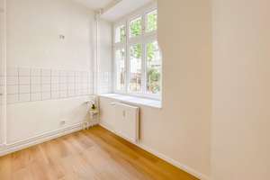 SCHMUCKSTÜCK IM WINSKIEZ! KLASSISCHE SCHÖNE UND RENOVIERTE ALTBAUWOHNUNG! PROVISIONSFREI! – Winsstr. 51, 10405 Prenzlauer Berg, Berlin – Vorschaubild 5