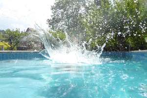 Charmante Doppelhaushälfte  mit Schwimmbad und Park in Balingen, 4,5 Zimmer – Sonnenstr. 17, 72336 Balingen – Vorschaubild 5