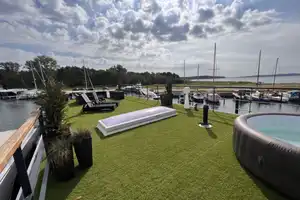 LUXUS Hausboot - 3 Etagen - 100m² Wohnen + 120 m² SONNENTERRASSE - Kamin, Kino, komplett individuell – Potsdam – Vorschaubild 48