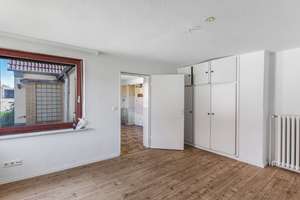 Naturnahes Zuhause mit großem Garten und Raum für Ihre Ideen – Die vollständige Adresse der Immobilie erhältst du vom Anbieter., 24145 Gaarden-Süd und Kronsburg, Kiel – Vorschaubild 6