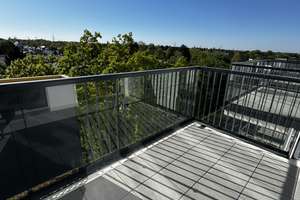 Domblick: Neubau in Merheim mit Einbauküche - auch WG geeignet!!!