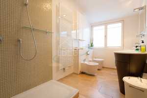 Repräsentative Villa mit Wellnessbereich und Büroflächen – Hochtaunuskreis – Vorschaubild 24