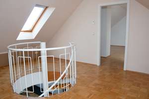 Dachgeschosswohnung über 2 Etagen mit Balkon und Parkett – 2 Bäder – Lohrstraße 26, 9113 Schloßchemnitz, Chemnitz – Vorschaubild 24