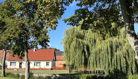 Bild von Doppelhaus mit vielfältigen Nutzungsmöglichkeiten