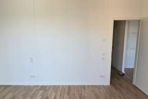 !Erstbezug! Helle Wohnung in ruhiger Lage mit Südbalkon und Küche – Pufendorfstraße 3 C, 10249 Friedrichshain, Berlin – Vorschaubild 10