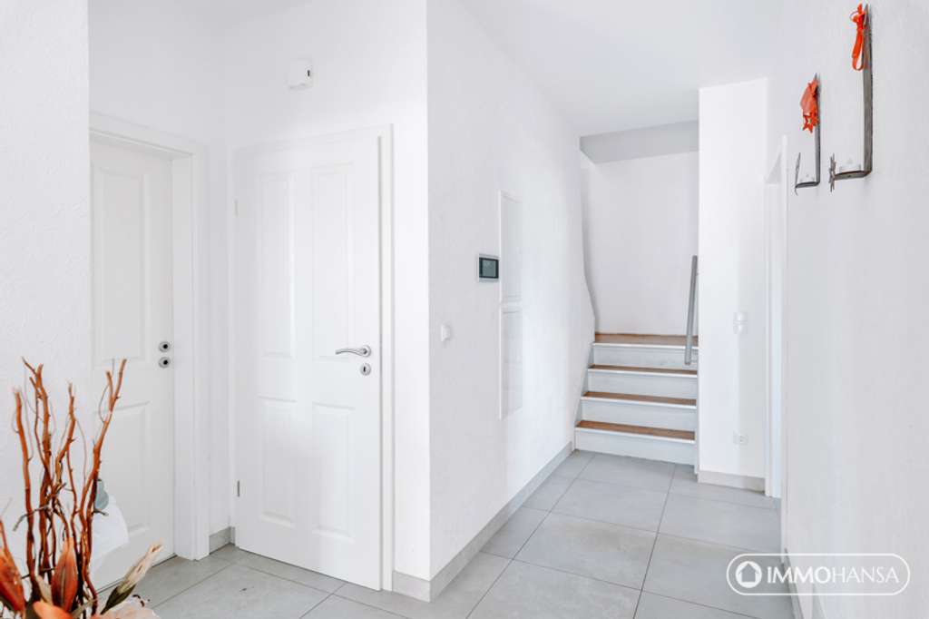 Immobilie in Südheide - Kernsaniertes Wohninvestment mit 4 vermieteten Wohnungen auf einem Grundstück - sofort rentabel! - Bild 4