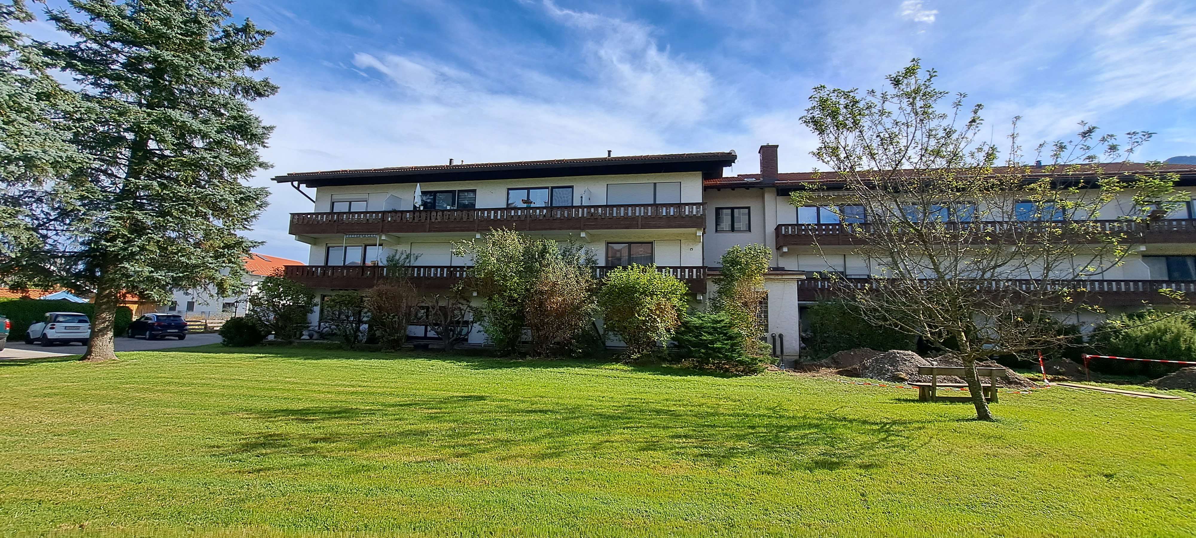 Gemütliches 1 -Zimmer - Appartement im EG mit Terrasse im beliebten Grassau im Chiemgau, Traunstein Kreis – Bild 2
