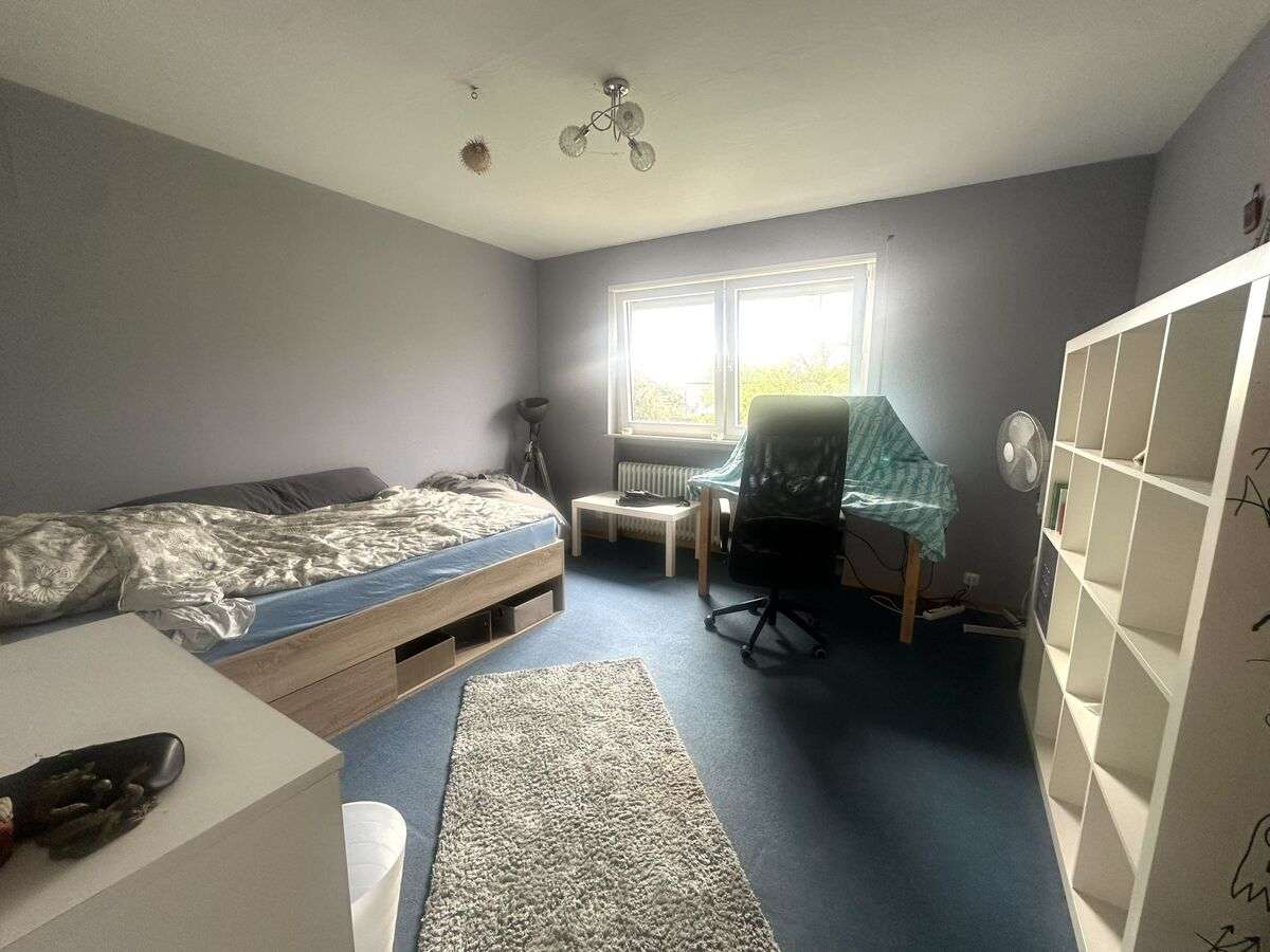 Immobilie in Kahl am Main - Großzügiges Einfamilienhaus auf weitläufigem Grundstück – Potenzial für weitere Bebauung - Bild 4