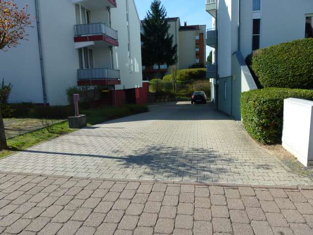 Tiefgarage Einfahrt 