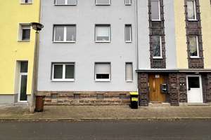Charmantes 4-Familienhaus mit 5% Rendite in der südl. Innenstadt von Merseburg – Die vollständige Adresse der Immobilie erhältst du vom Anbieter., 6217 Merseburg – Vorschaubild 1