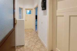 Charmante Altbauwohnung mit grünem Balkon & hohen Decken  – Die vollständige Adresse der Immobilie erhältst du vom Anbieter., 70435 Zuffenhausen-Mönchsberg, Stuttgart – Vorschaubild 8