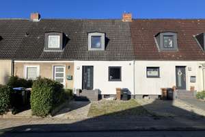 Modernisiertes Reihenhaus mit neuer Komfort Ausstattung mit Möblierung
