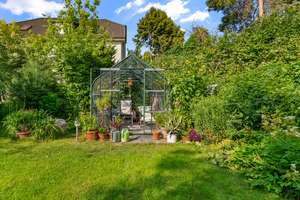 Gepflegte, frei werdende 3-Zimmer-Dachgeschosswohnung mit Privatgarten & Carport in Berlin-Karow – Florastr. 6, 13125 Karow, Berlin – Vorschaubild 10