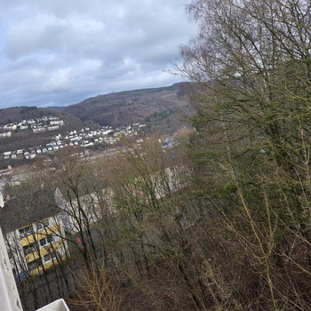 2 Zimmer mit Balkon und einer Wunderschönen Ausblick der Ihrer sein könnte mit Gutschein*