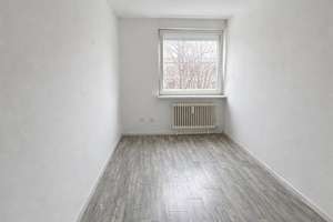 Ruhig & zentral: 3-Zi.-DG-Wohnung mit Balkon in Lebenstedt – Die vollständige Adresse der Immobilie erhältst du vom Anbieter., 38226 Lebenstedt, Salzgitter – Vorschaubild 9