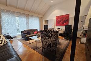 Besonderes Wohngefühl im Split-Level-Stil. Freistehendes Einfamilienhaus mit Einliegerwohnung in ruh – Die vollständige Adresse der Immobilie erhältst du vom Anbieter., 42651 Solingen-Mitte, Solingen – Vorschaubild 13