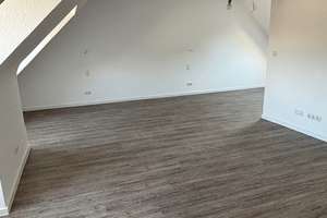 Großzügige, helle Maisonettewohnung in schöner Wohnlage – Die vollständige Adresse der Immobilie erhältst du vom Anbieter., 50827 Bickendorf, Köln – Vorschaubild 8