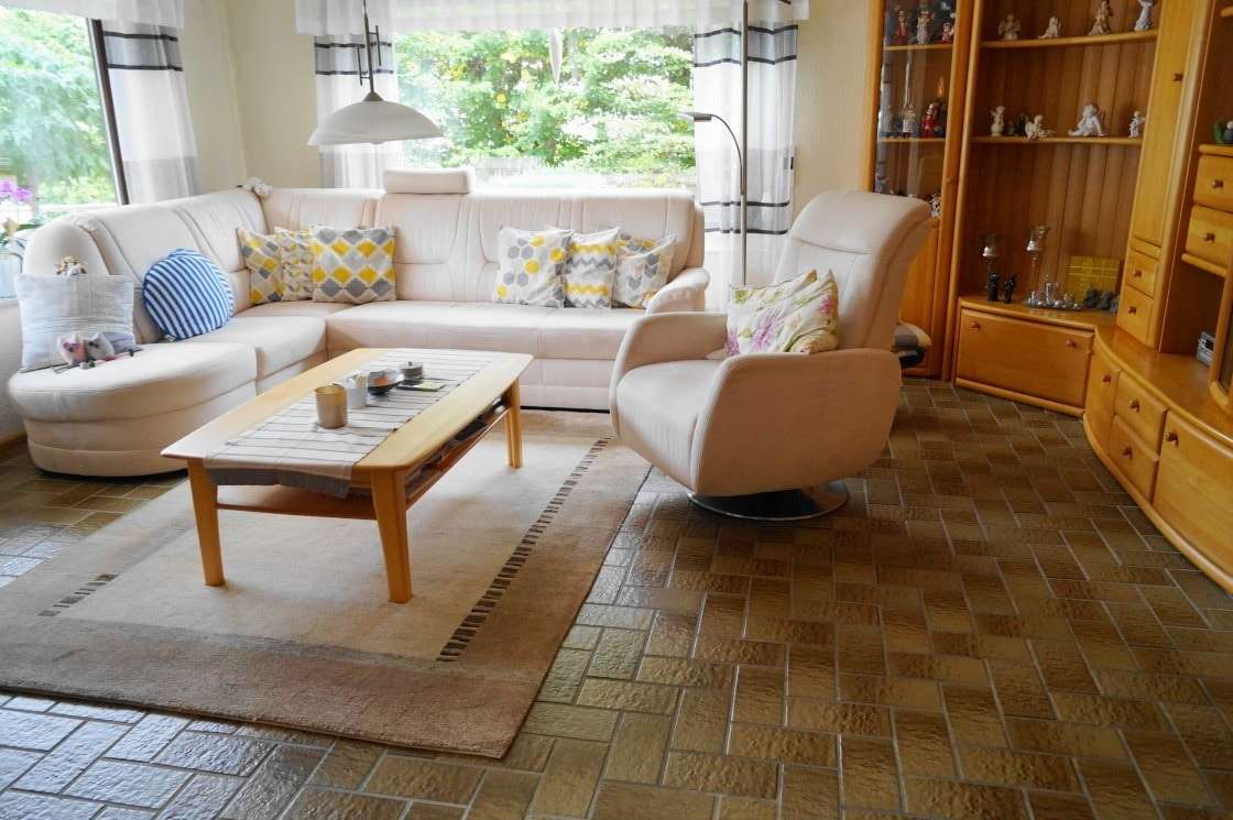 Immobilie in Rheinbrohl - Gepflegtes 3 - Familienhaus mit Doppelgarage und PKW -Stellplatz - Bild 4