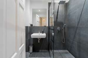 Apartment in the heart of Prenzlauer Berg – Die vollständige Adresse der Immobilie erhältst du vom Anbieter., 10437 Prenzlauer Berg, Berlin – Vorschaubild 16