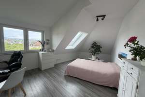 Traumhafte 4-Zimmer-Wohnung mit Loggia und EBK in Wiesbaden – Wielandstraße 7, 65187 Südost, Wiesbaden – Vorschaubild 16