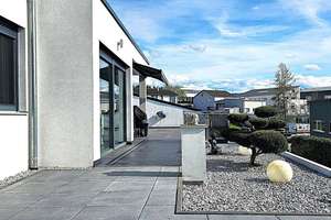 Exklusives und energieeffizientes Einfamilienhaus mit Swimmingpool und Kfz-Lackierfachbetrieb – Die vollständige Adresse der Immobilie erhältst du vom Anbieter., 72810 Gomaringen – Vorschaubild 7