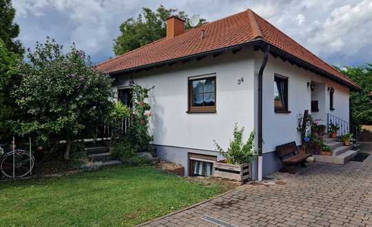 Gepflegtes Einfamilienhaus mit Ausbaupotential in Feldrandlage von Duttweiler