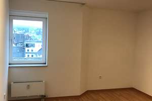 5 Zimmer - Maisonette / Küche,  2 Bäder,  mitten in der Stadt mit einer großen Terrasse/ ruhig – Die vollständige Adresse der Immobilie erhältst du vom Anbieter., 65185 Mitte, Wiesbaden – Vorschaubild 5
