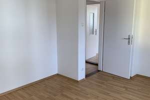 2-Zim.-Whg. in AUDI-Nähe - ideal für Singles und junge Paare – Leharstr. 13, 85057 Nordwest, Ingolstadt – Vorschaubild 4
