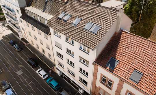 6,3% Rendite: Kernsanierte 6-Zimmer-Maisonettewohnung als Kapitalanlage