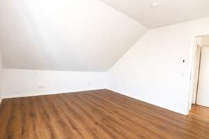 OLDENBURG | OSTERNBURG - Moderne Dachgeschosswohnung in toller Lage! – Die vollständige Adresse der Immobilie erhältst du vom Anbieter., 26135 Drielaker Moor, Oldenburg (Oldenburg) – Vorschaubild 17